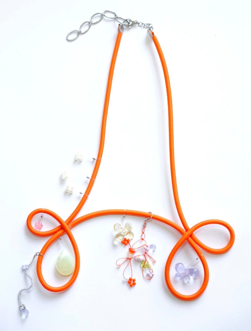 bloom loop charm necklace