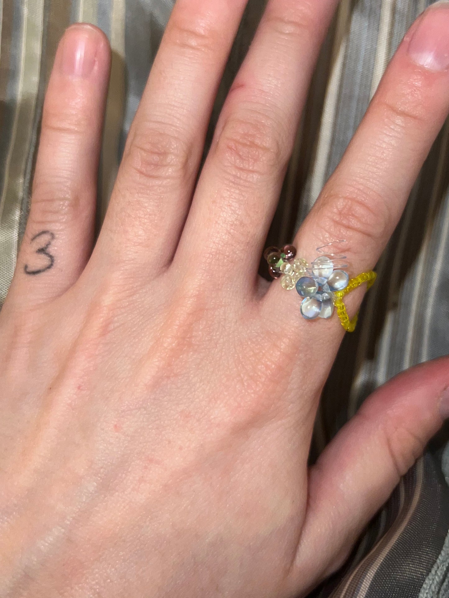 moonJewel loop ring