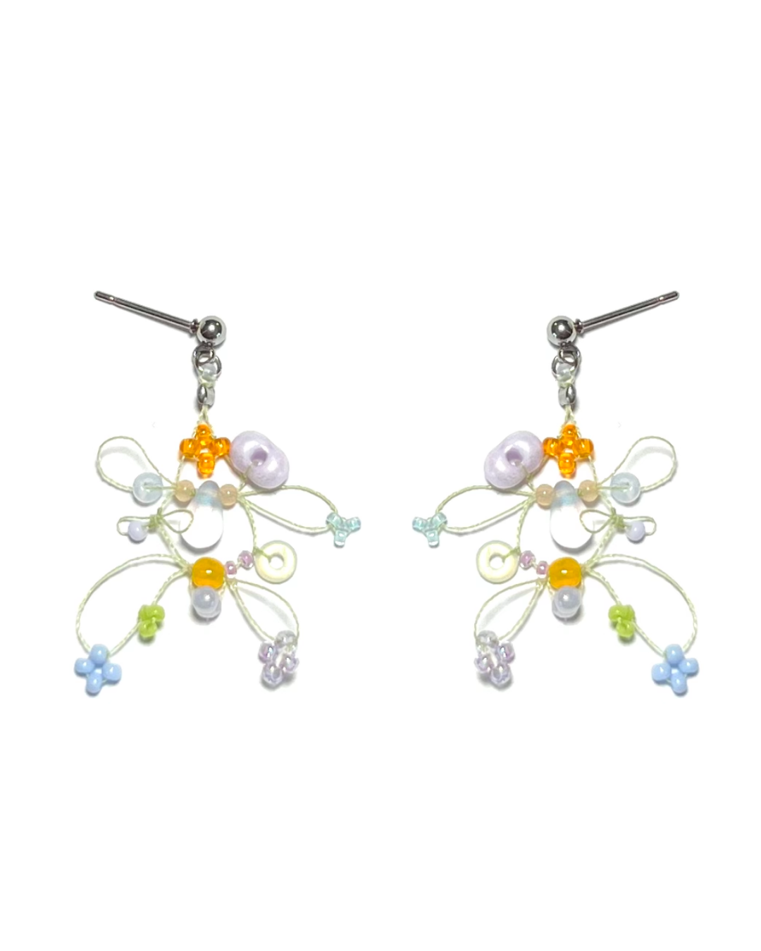 playWing earrings