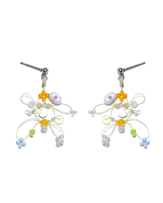 playWing earrings