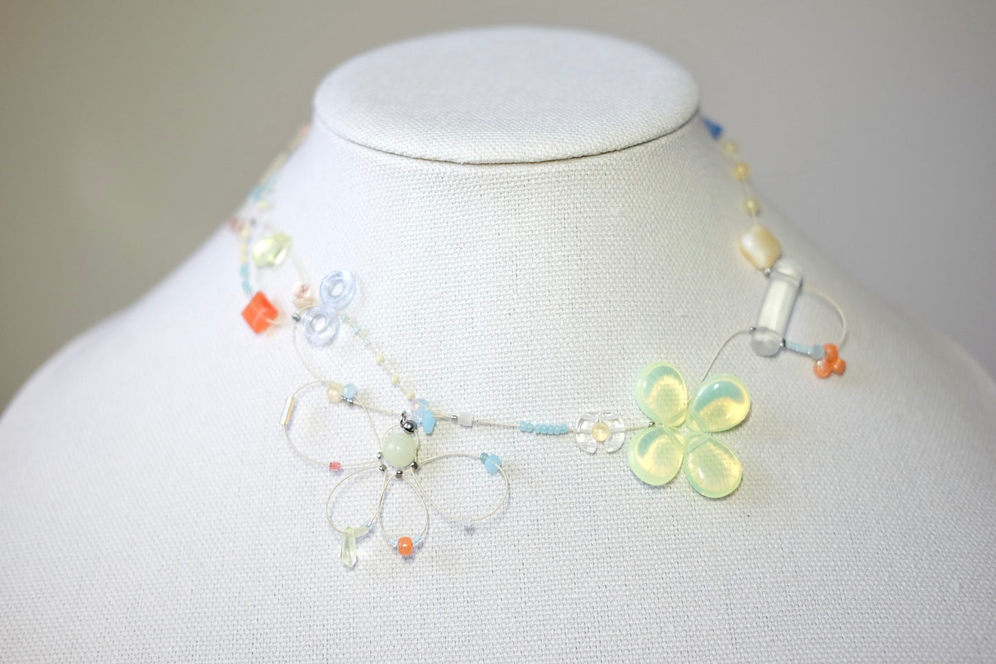 ethereal glow loop necklace