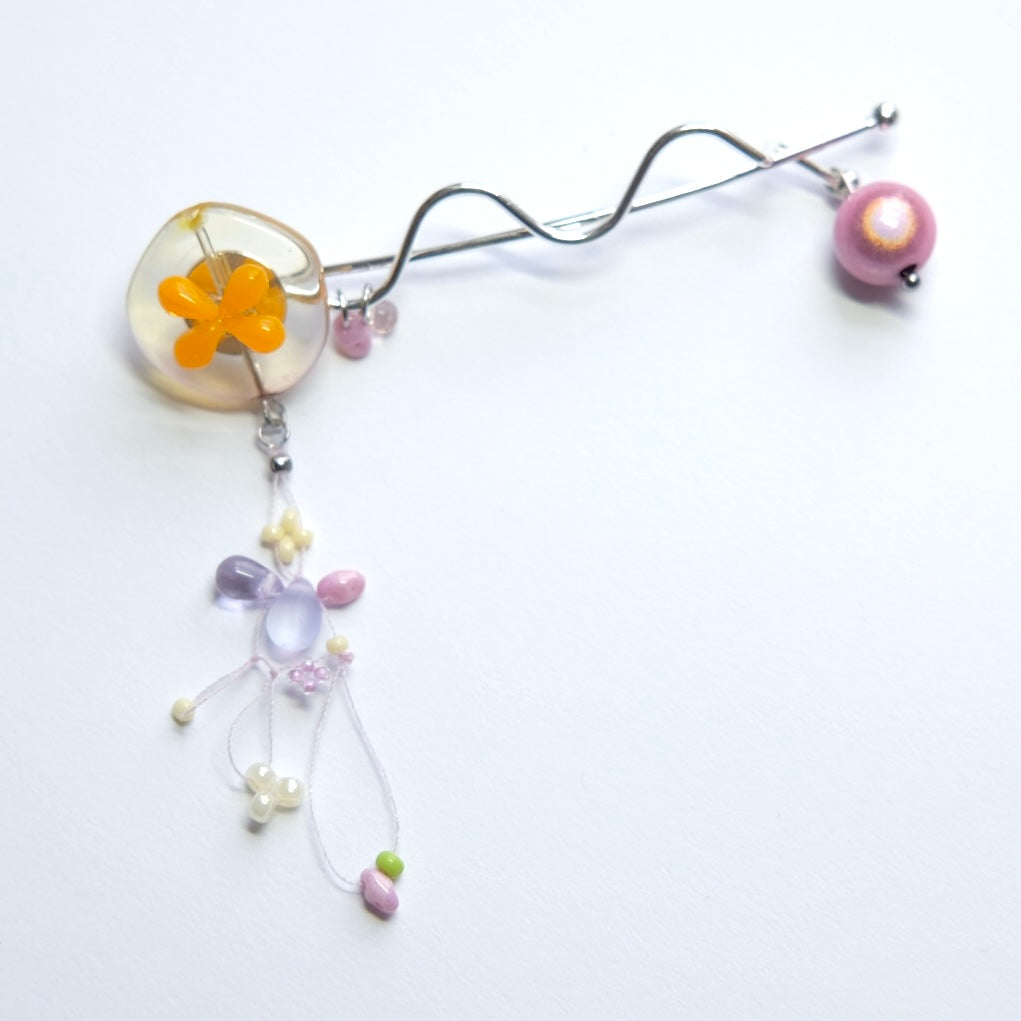 bloom orb hair clip