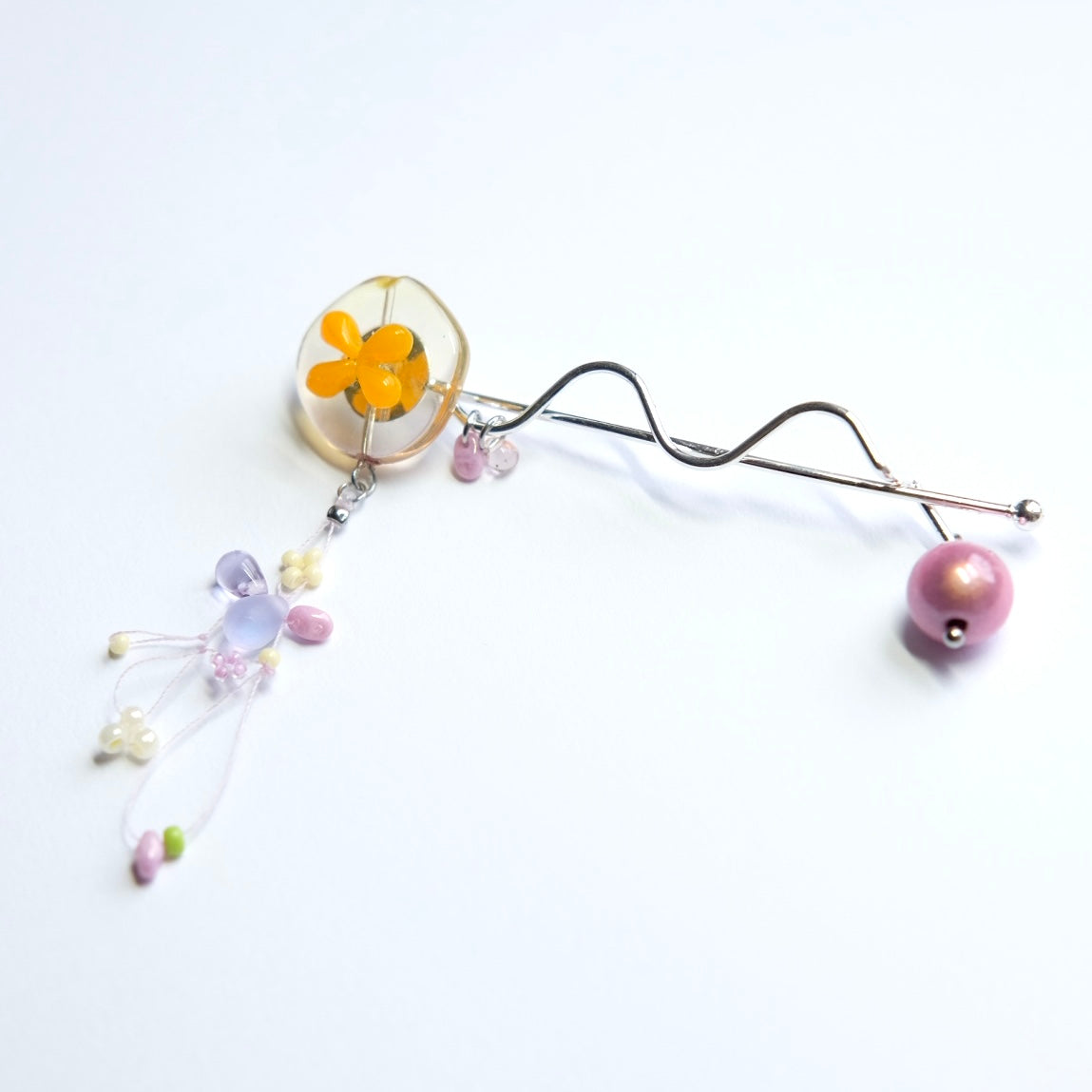 bloom orb hair clip